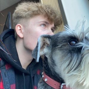 Meet your Posher, Daniel